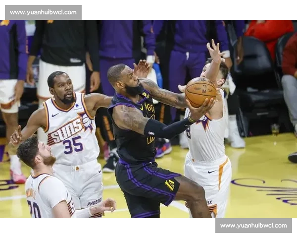 湖人战热火精彩对决回顾:詹姆斯力压巴特勒助队取胜